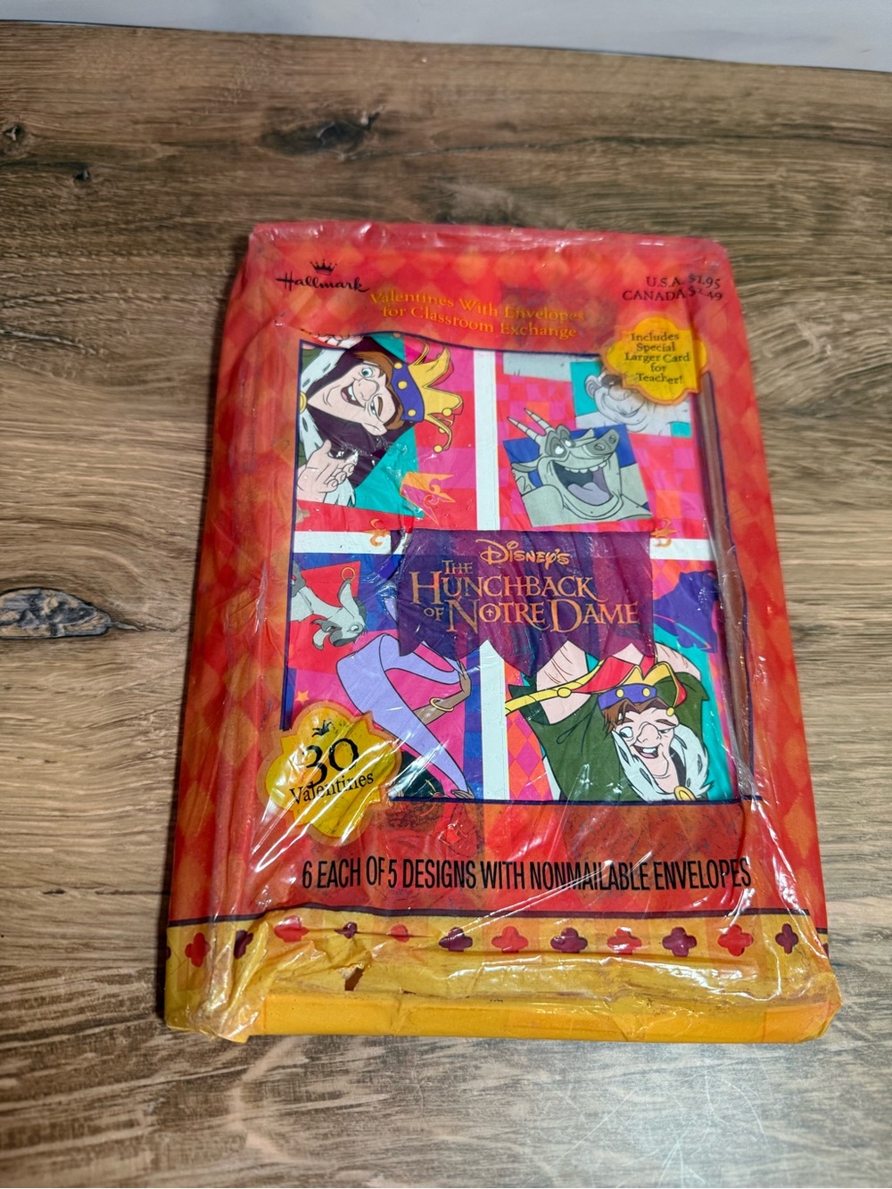 Vintage 1996 Disney Hunchback Hallmark Valentines 30 Pack